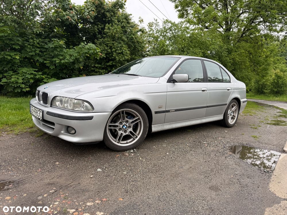 BMW Seria 5 523i - 1