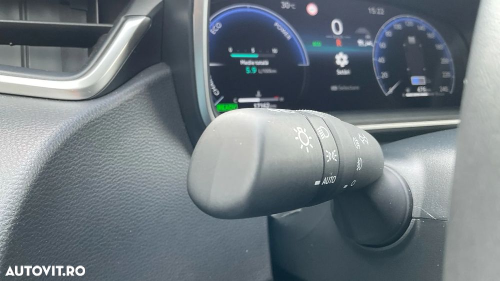 Toyota Corolla 1.8 HSD Dynamic - 30