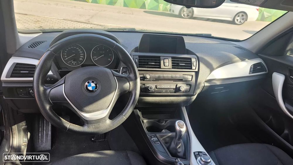 BMW 116 d Line Sport - 16