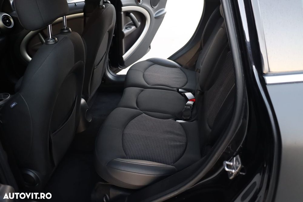 Mini Countryman - 11