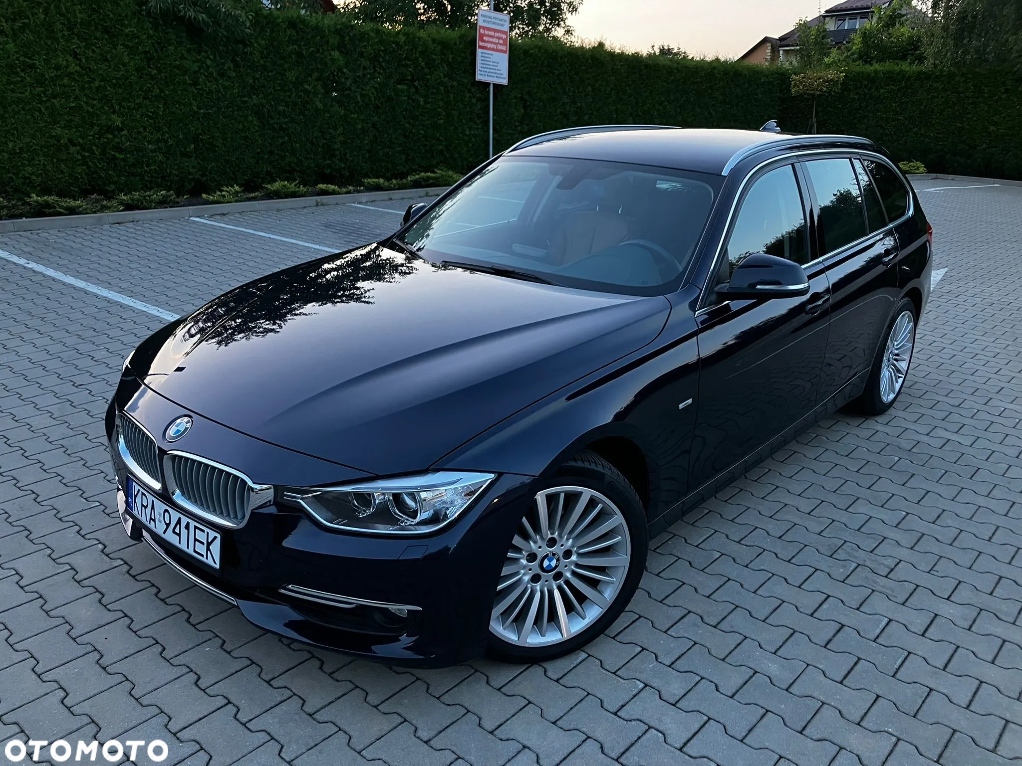 BMW Seria 3 328i Luxury Line - 2
