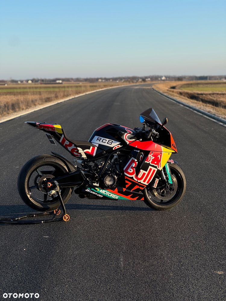 KTM RC 8 - 4