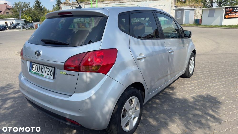 Kia Venga - 7