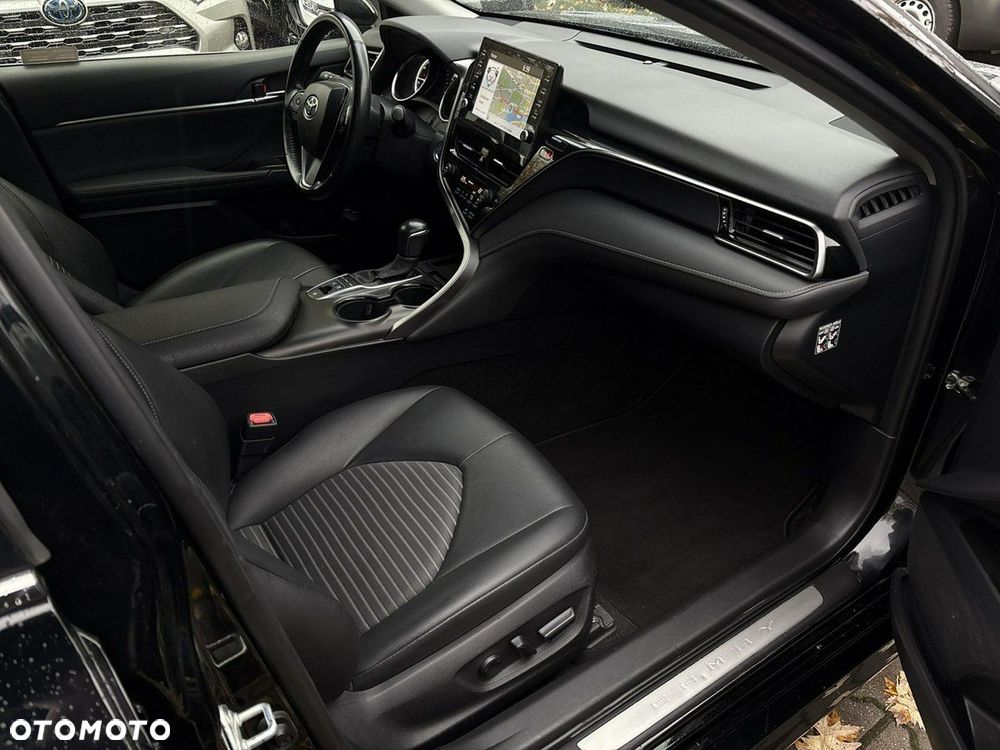 Toyota Camry 2.5 Hybrid Prestige CVT - 20