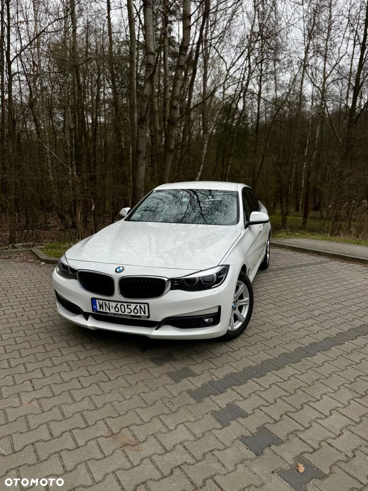 BMW 3GT 320i GPF xDrive Advantage - 3