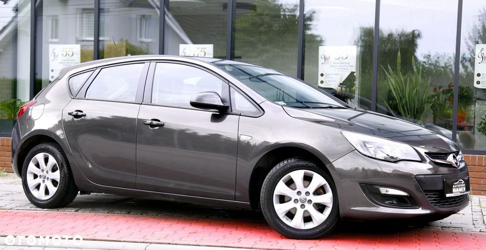 Opel Astra 1.4 T Enjoy - 7