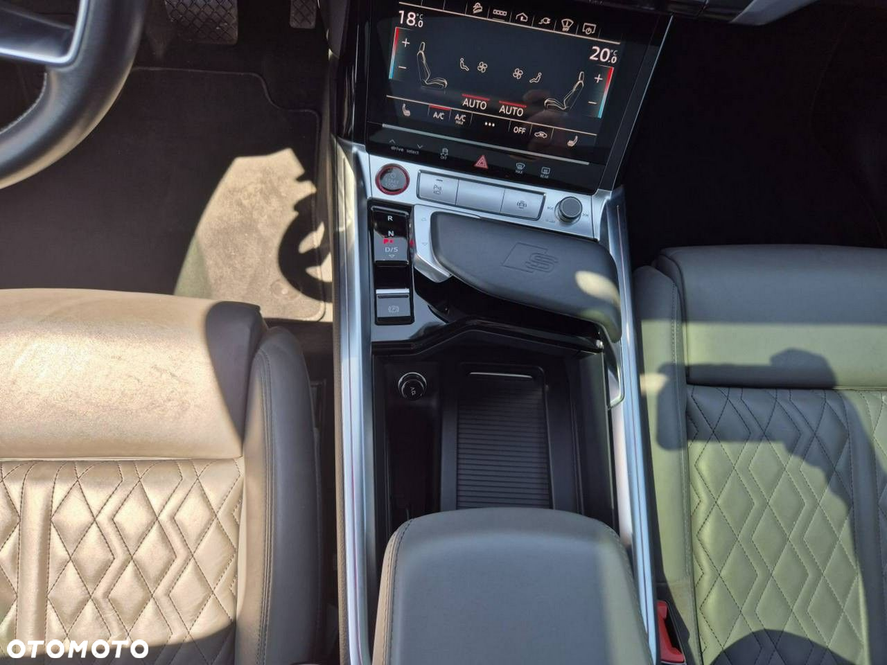 Audi e-tron - 22