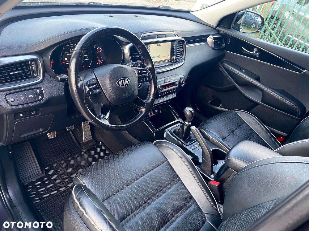 Kia Sorento - 6