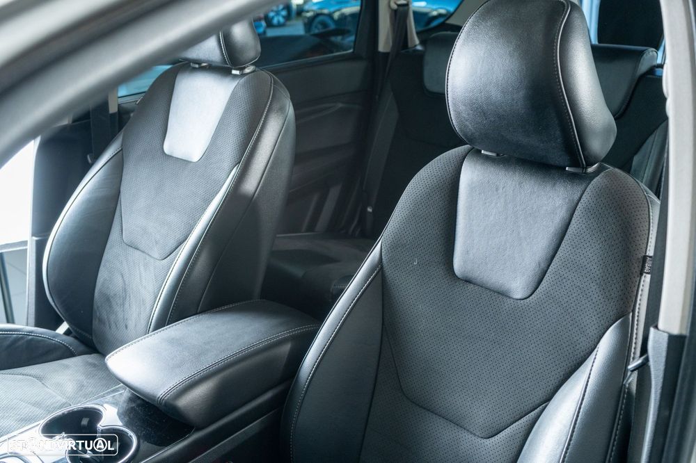 Ford S-Max 2.0 TDCi Titanium - 37