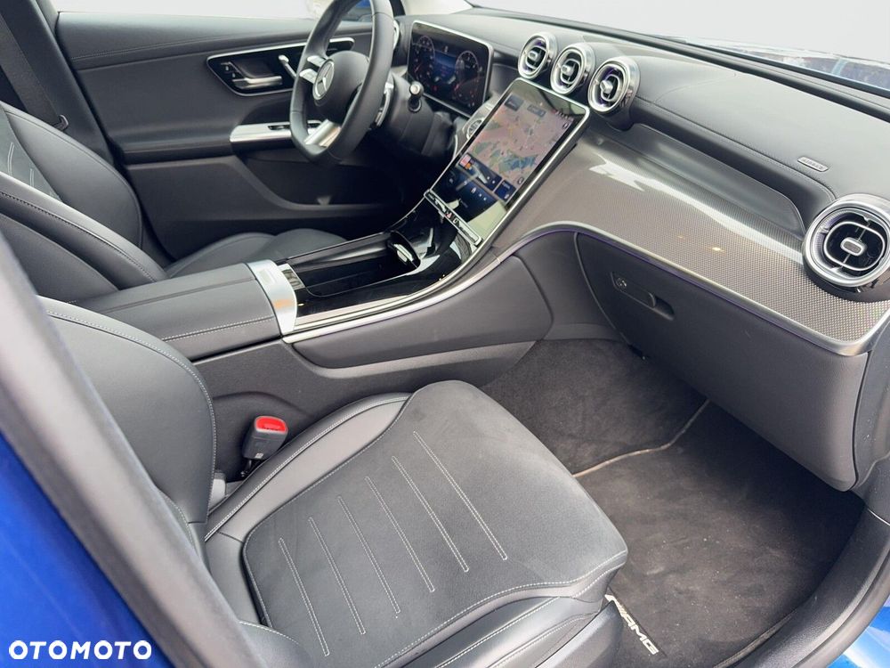 Mercedes-Benz GLC 220 d mHEV 4-Matic AMG Line - 23