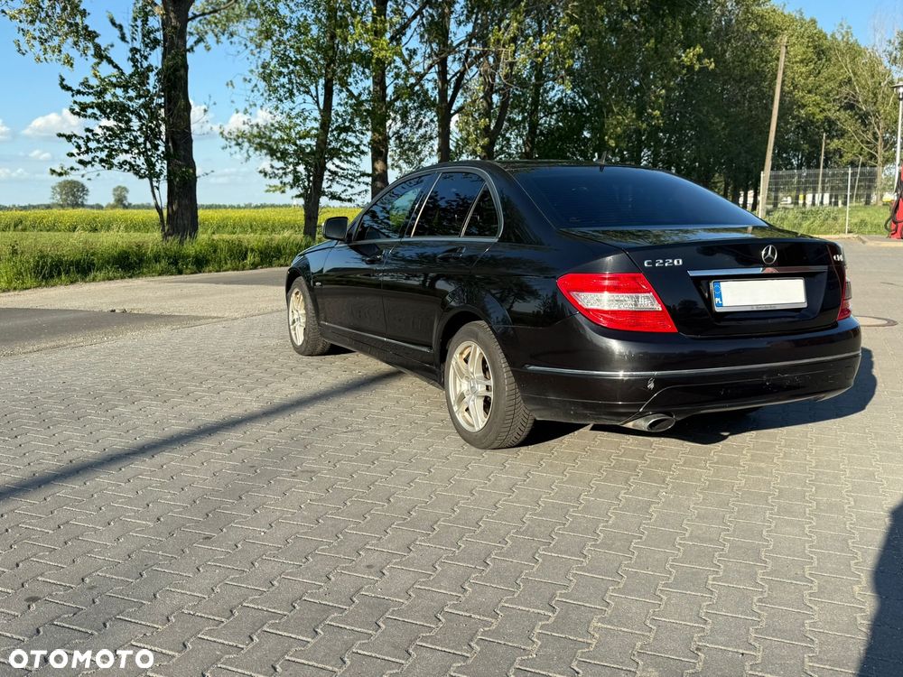 Mercedes-Benz Klasa C 220 CDI Avantgarde - 8