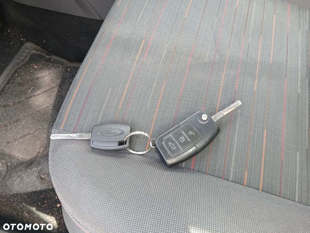 Ford Focus C-Max - 12