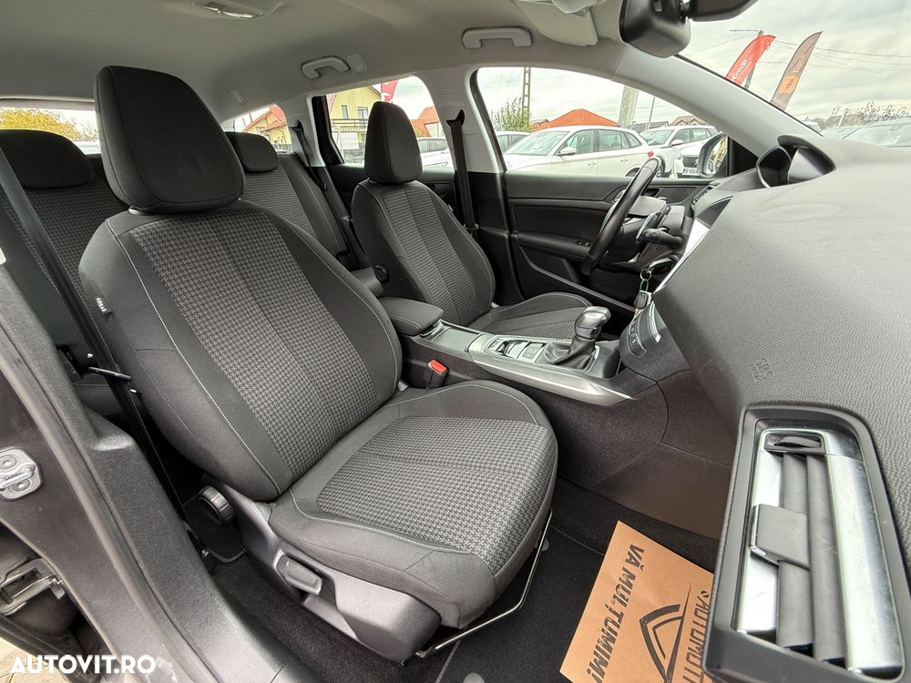 Peugeot 308 BlueHDi FAP 130 EAT8 Stop & Start Allure - 19