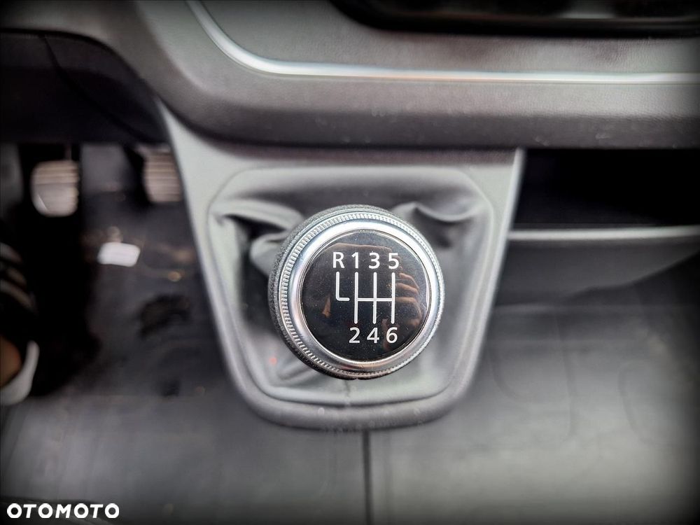 Renault trafic - 25