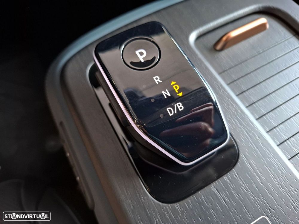 Nissan Ariya 87 kWh E-4ORCE Evolve Carr. 22kW + Pack Sport - 11