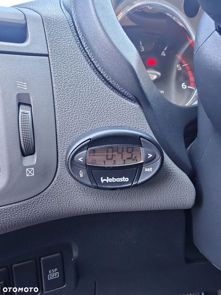 Nissan X-Trail 2.0 dCi 4x4 DPF Platinum - 28