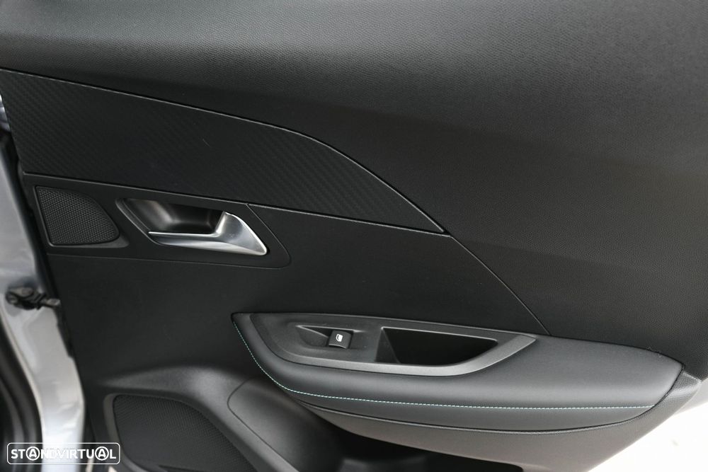 Peugeot 2008 1.2 Allure - 24