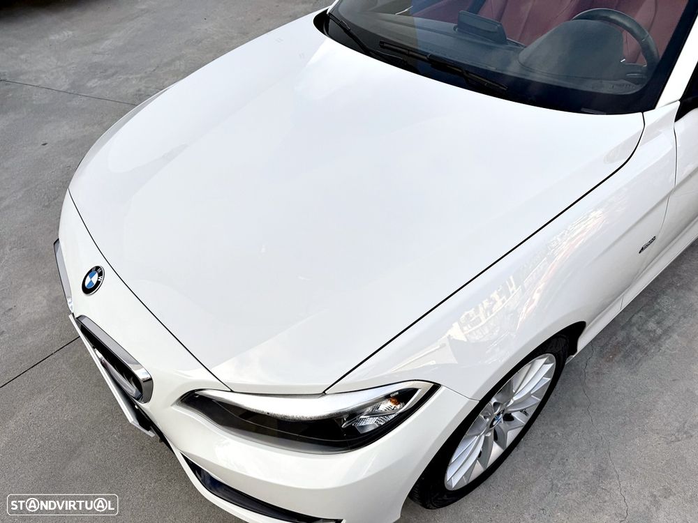 BMW 218 i Cabrio Line Sport Auto - 52