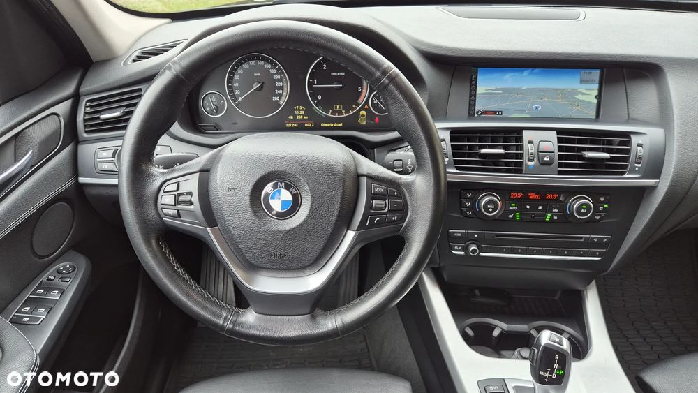 BMW X3 xDrive20d - 11