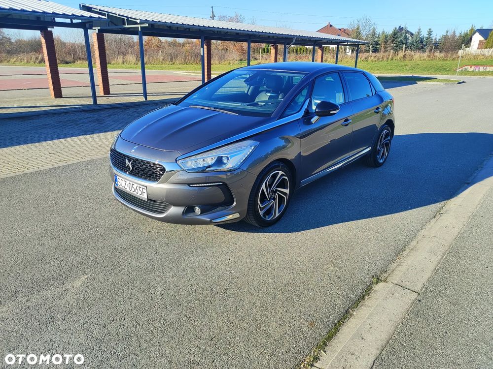 DS Automobiles DS 5 - 5