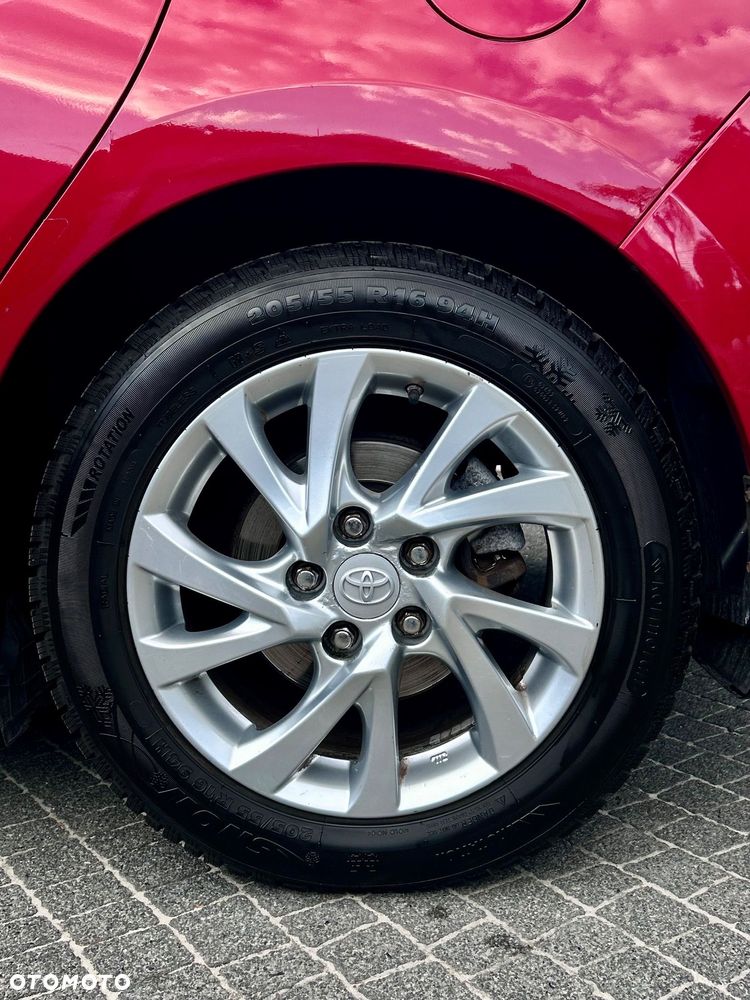 Toyota Auris - 9