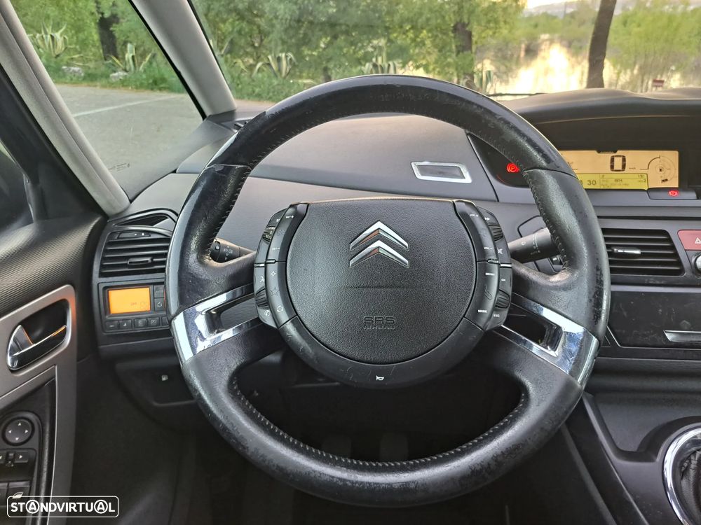 Citroën C4 Grand Picasso 1.6 HDi Exclusive - 17