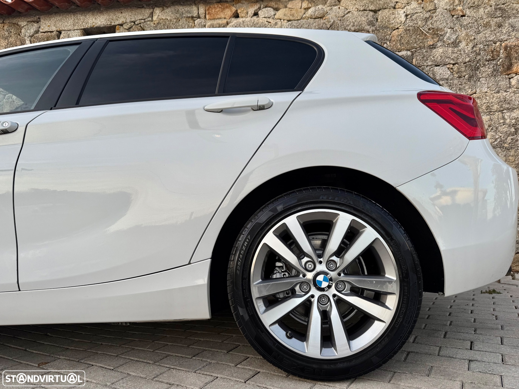 BMW 116 d Line Sport - 18