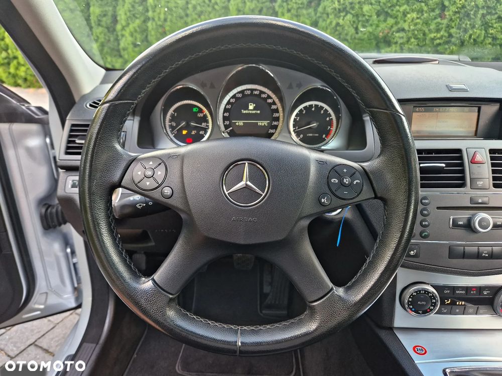 Mercedes-Benz Klasa C 200 Kompressor Avantgarde - 25