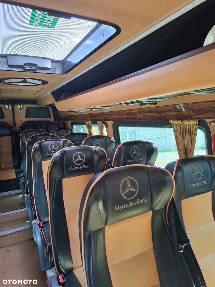 Mercedes-Benz Sprinter - 27