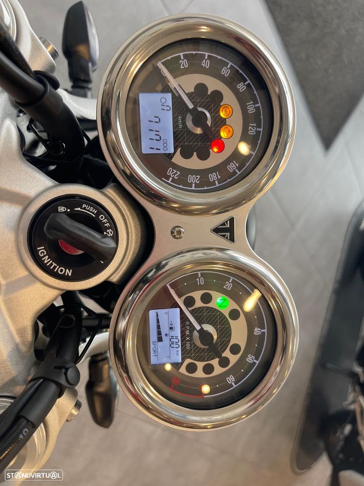 Triumph Speed Twin 1200 - 4