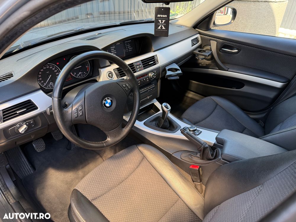 BMW Seria 3 320d DPF - 8