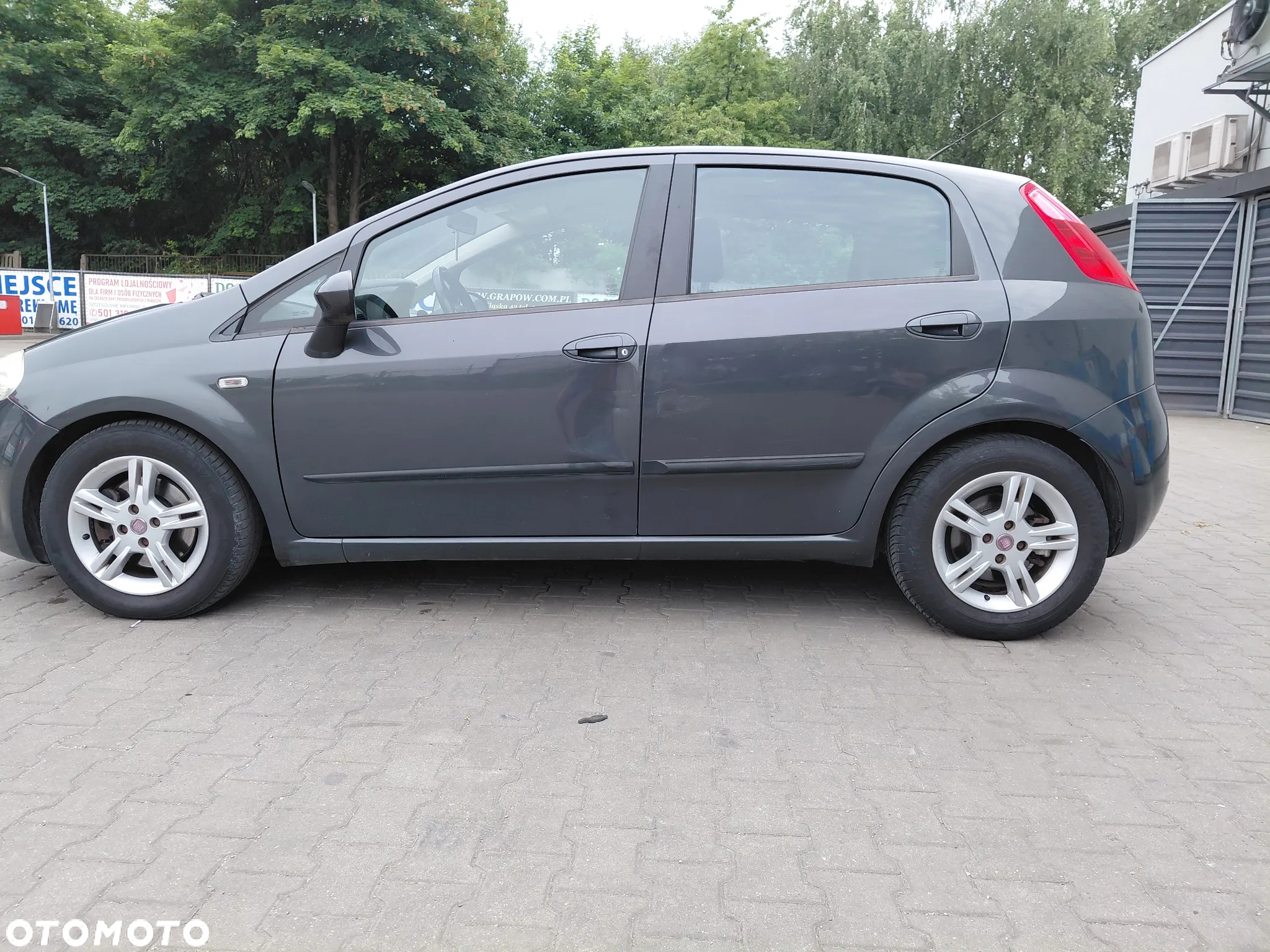 Fiat Grande Punto 1.6 Multijet 16V Emotion - 8