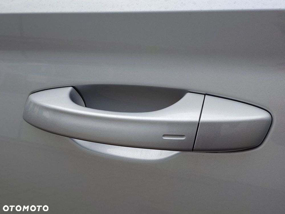 Skoda Superb 2.0 TDI SCR Style DSG - 9