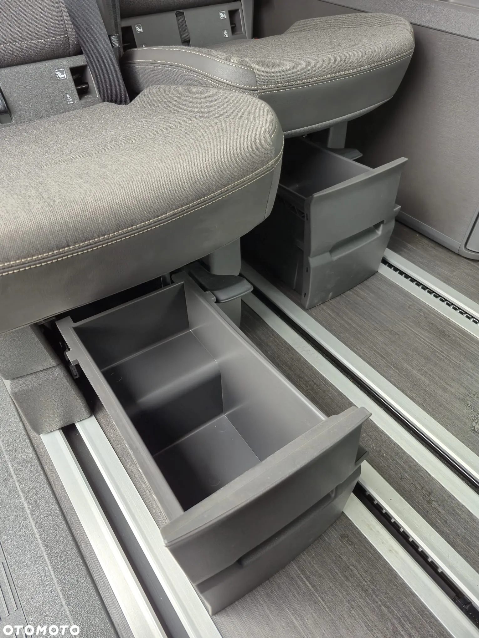 Volkswagen California - 14