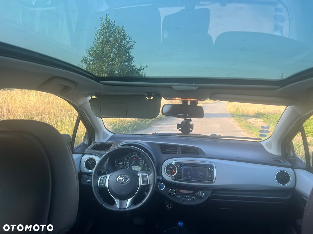 Toyota Yaris - 8