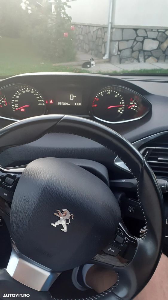 Peugeot 308 SW BlueHDi 120 Stop & Start Allure - 10