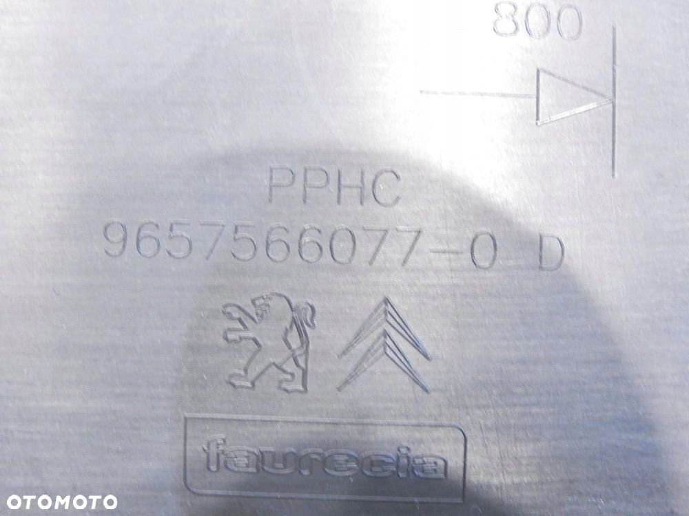 TAPICERKA BOCZEK PRAWY TYŁ PEUGEOT 308 I 3D - 5