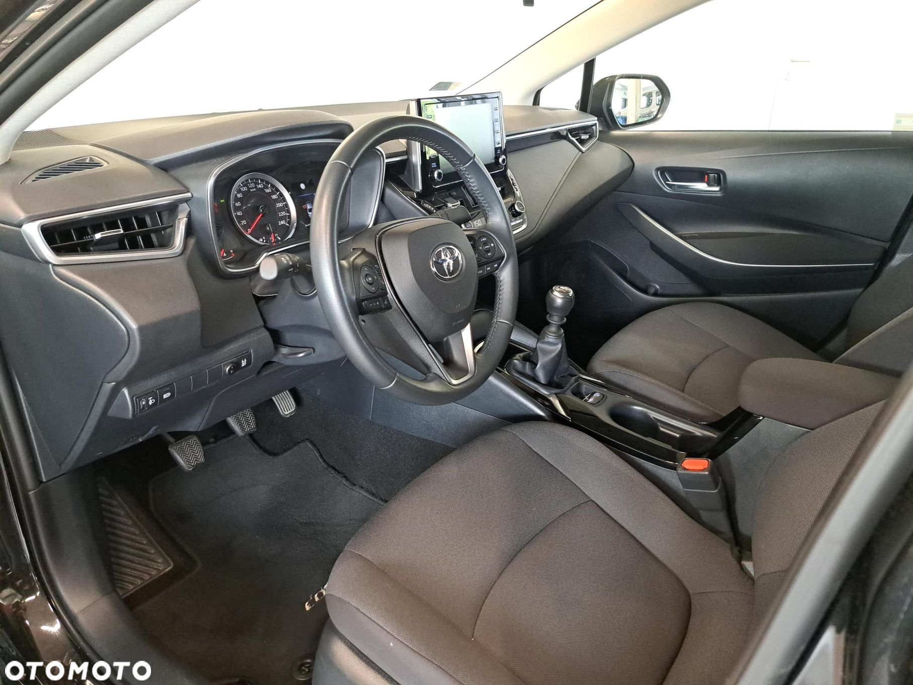 Toyota Corolla - 15