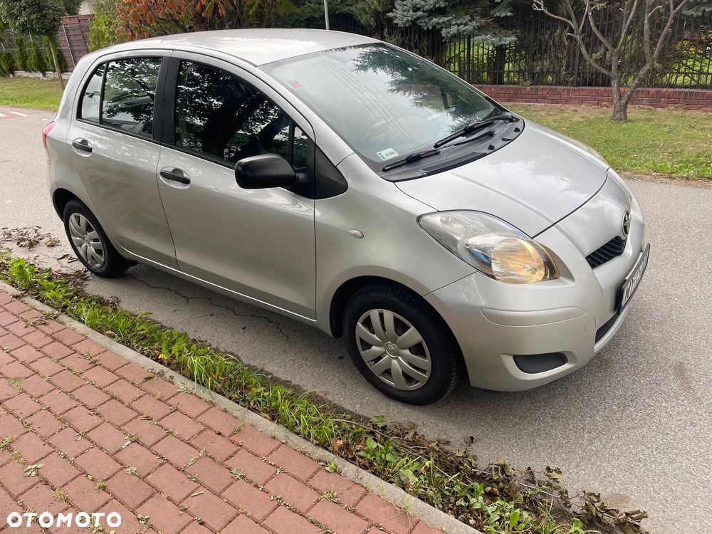 Toyota Yaris 1.0 Entry - 3