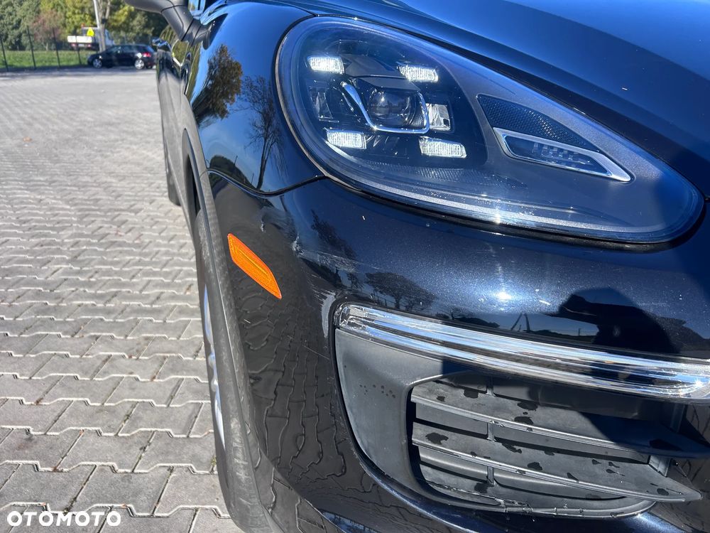 Porsche Cayenne Standard - 3