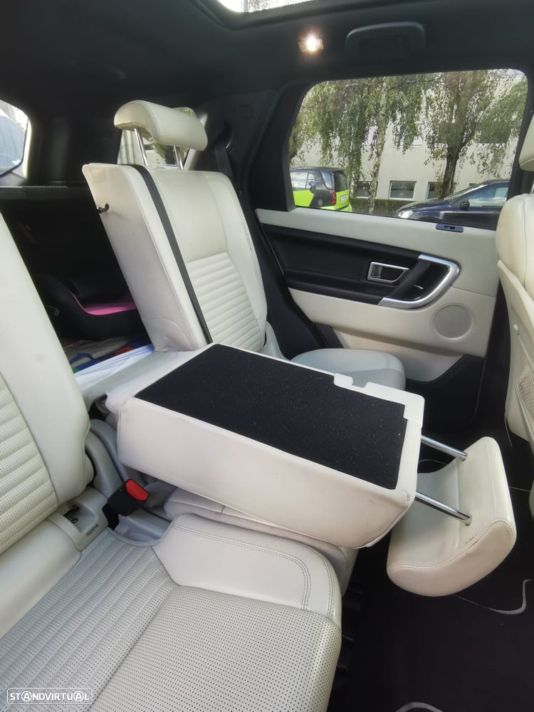Land Rover Discovery Sport 2.0 eD4 HSE Luxury - 15