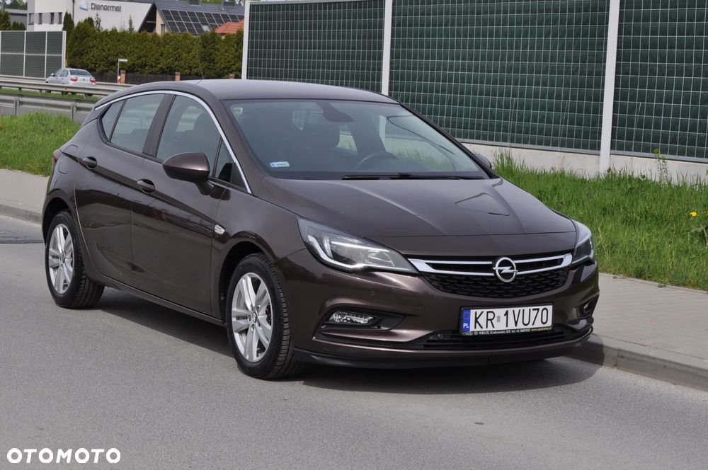 Opel Astra 1.4 T Enjoy - 29