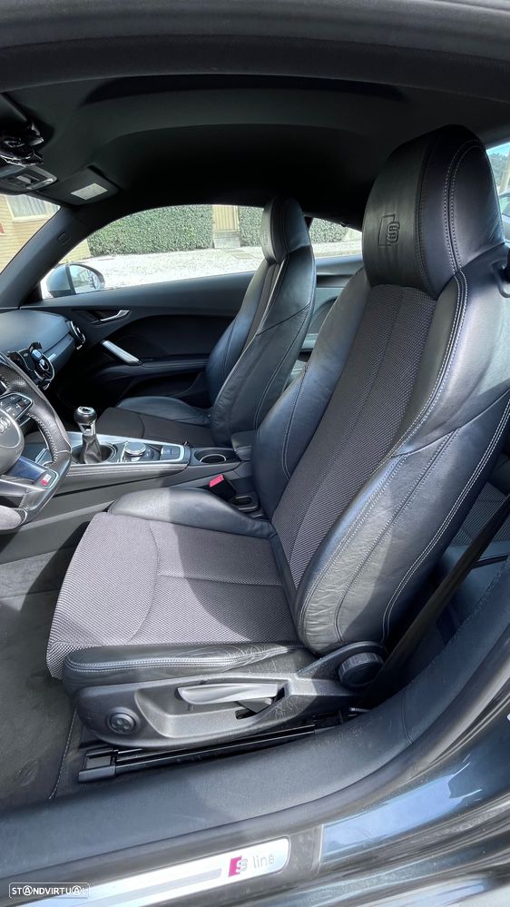 Audi TT Coupé 2.0 TDI S-line - 12