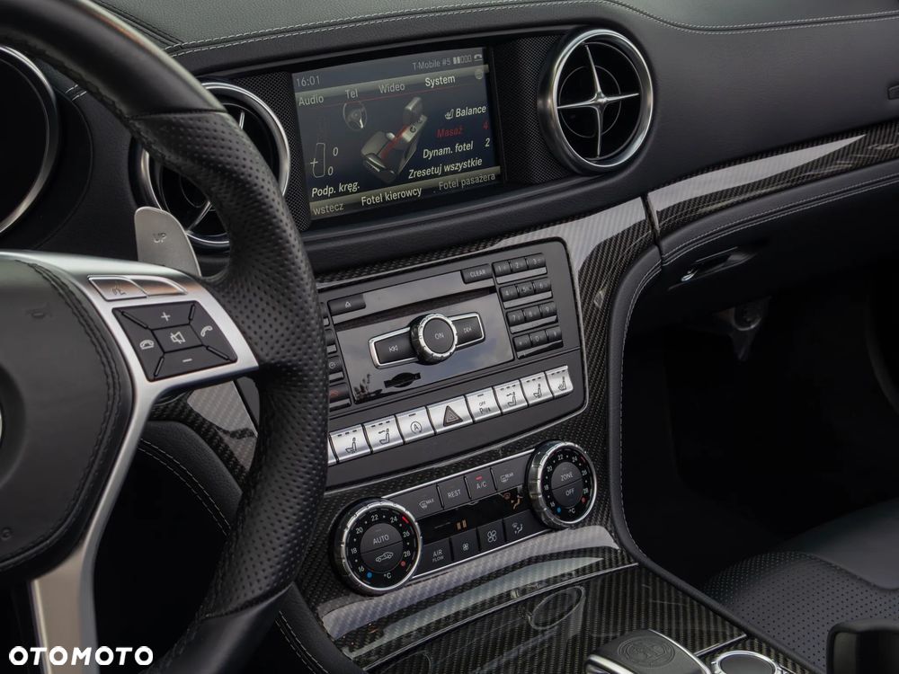 Mercedes-Benz SL 63 AMG - 19