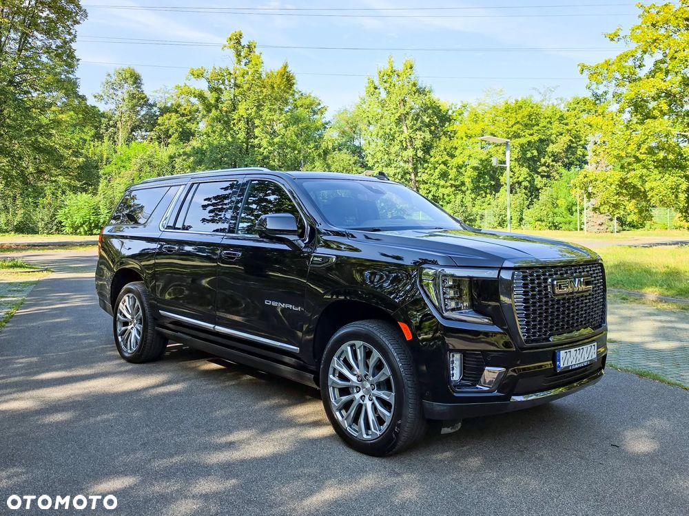 GMC Yukon - 1