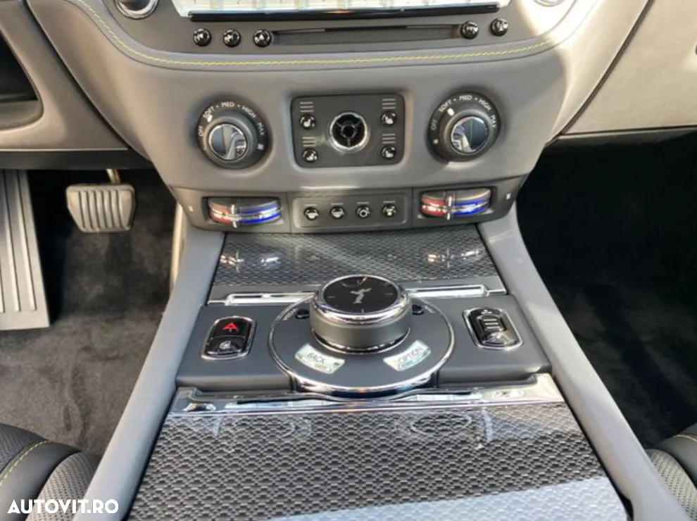 Rolls-Royce Ghost Black Badge - 13