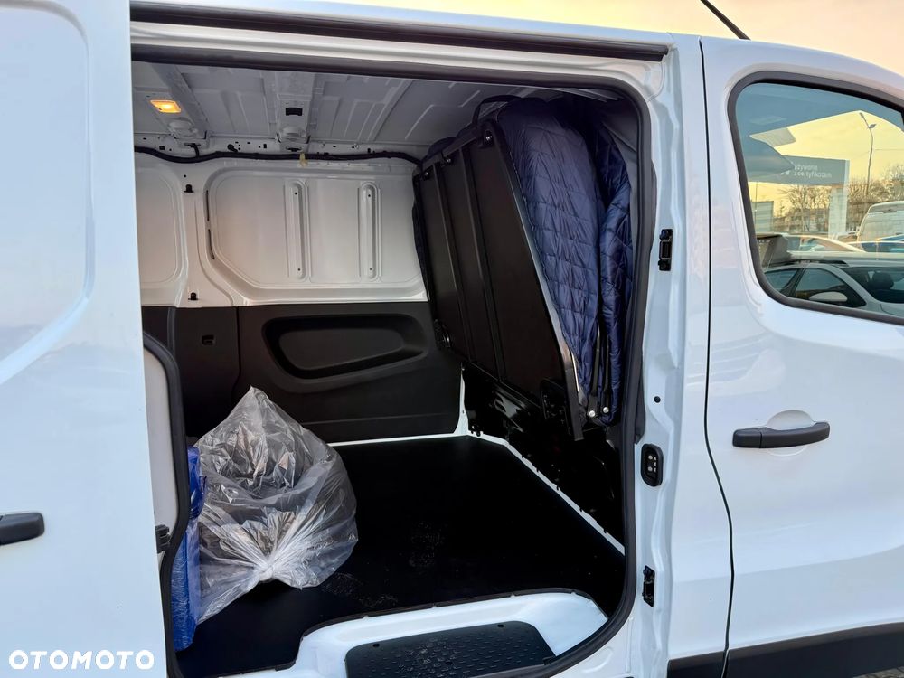 Renault Trafic - 15