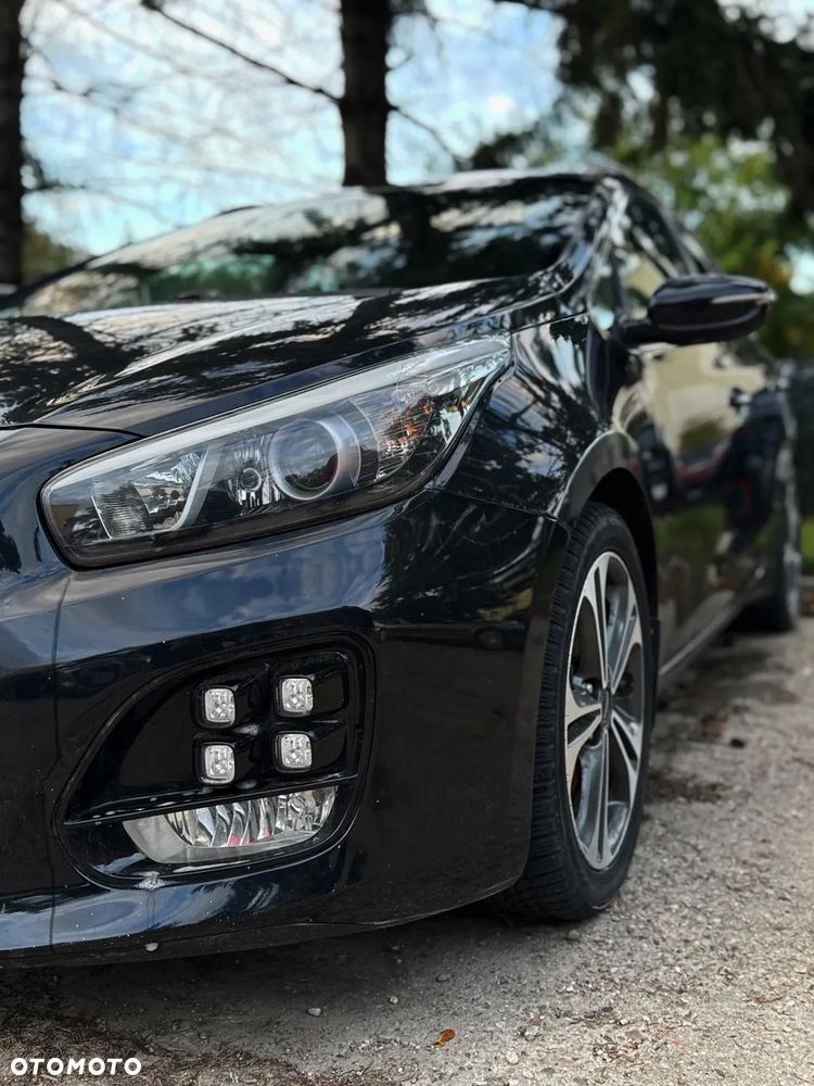 Kia Ceed Cee'd 1.6 CRDi GT Line DCT - 1