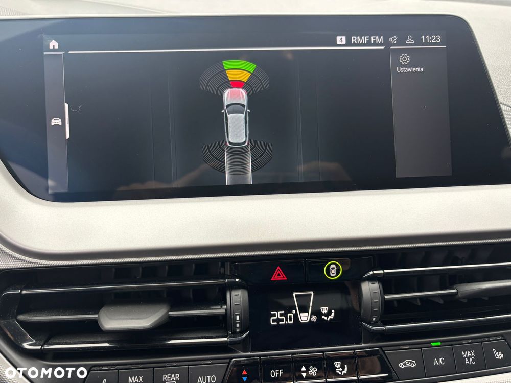 BMW Seria 1 118i Advantage - 12