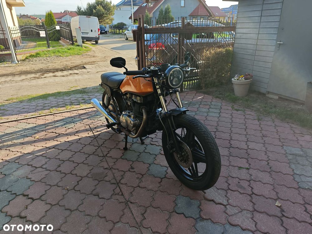 Honda CB - 8